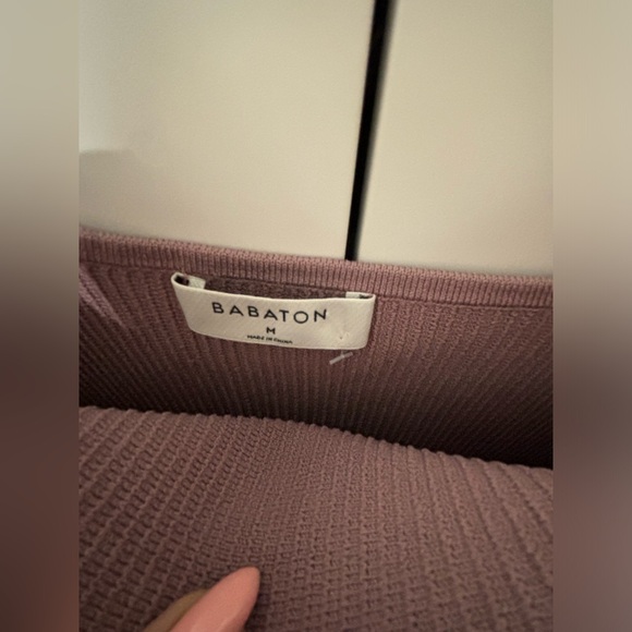 Aritzia Babaton Sculpt knit dress size Medium NWOT’s - Picture 4 of 4